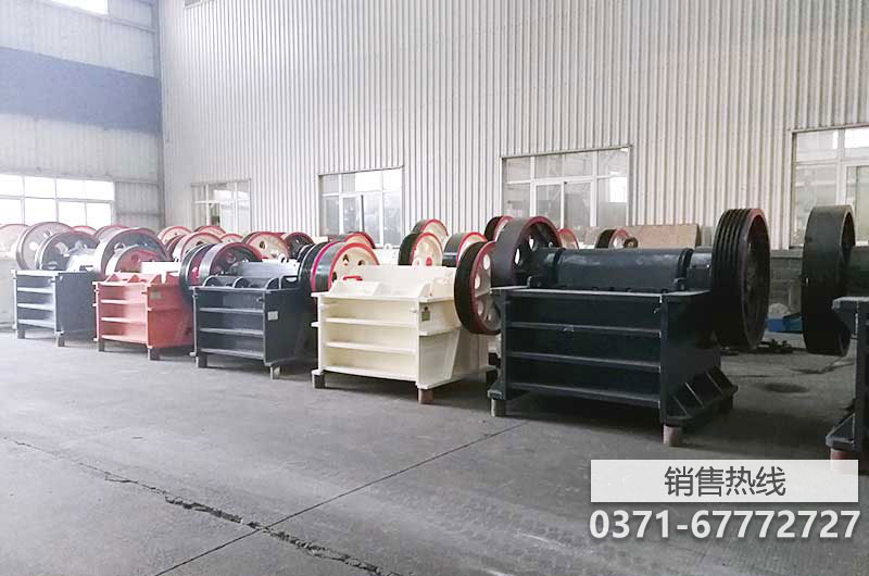 二连浩特鄂式破碎机制造厂家