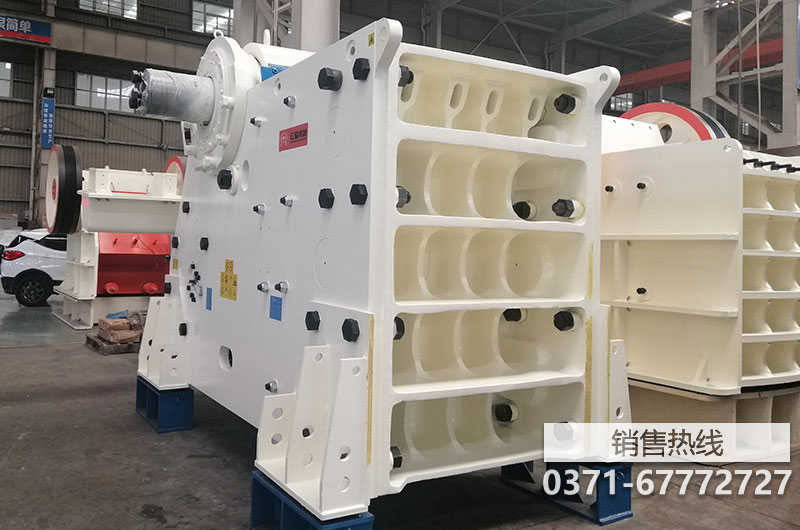 鄂板鄂式破碎机厂家